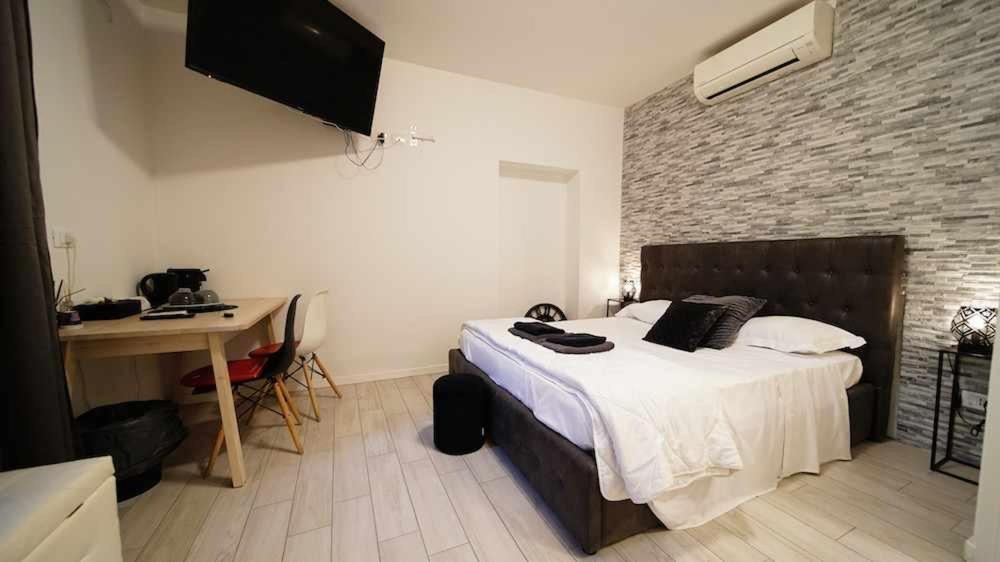 Langolo Di Laura Borgo Roma Destiny Home 3 Βερόνα Δωμάτιο φωτογραφία